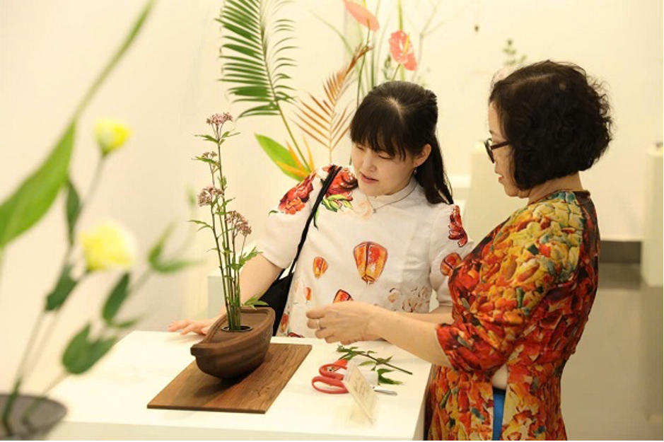 cam-hoa-nghe-thuat-ikebana-8-1726376944.png