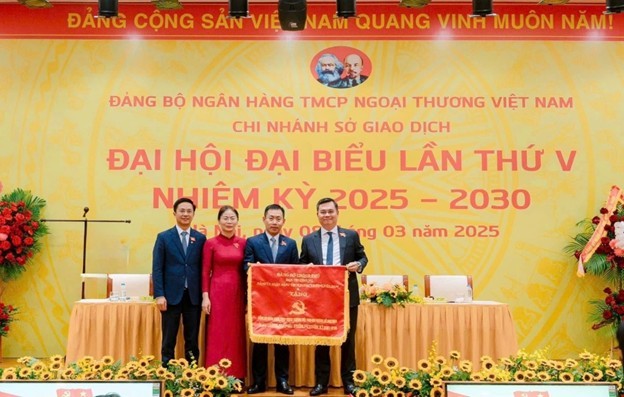 ngan-hang-tmcp-ngoai-thuong-viet-nam-5-1748342010.jpg