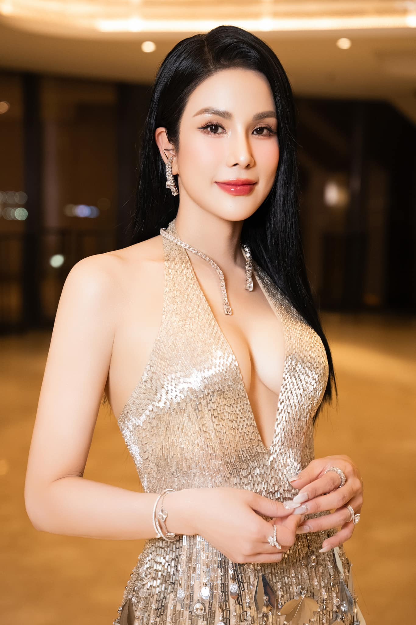 bo-sung-diep-lam-anh-3-4-n-1741088782-550-width1366height2048-1748532683.jpg