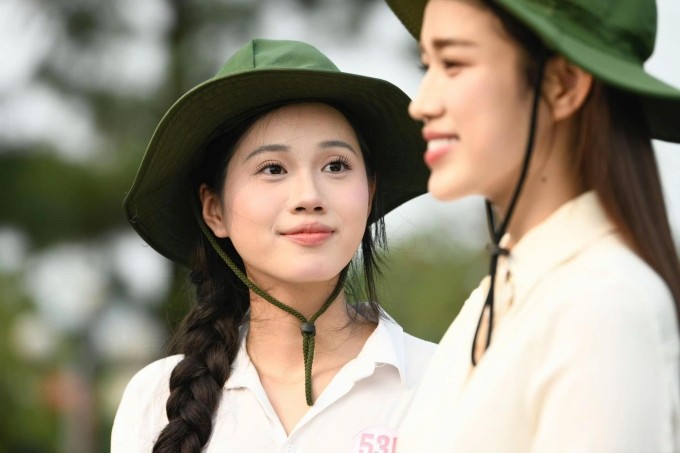 1750817575-dieu-huyen-18a000-2559-3612-4589-width680height453-1750857141.jpg