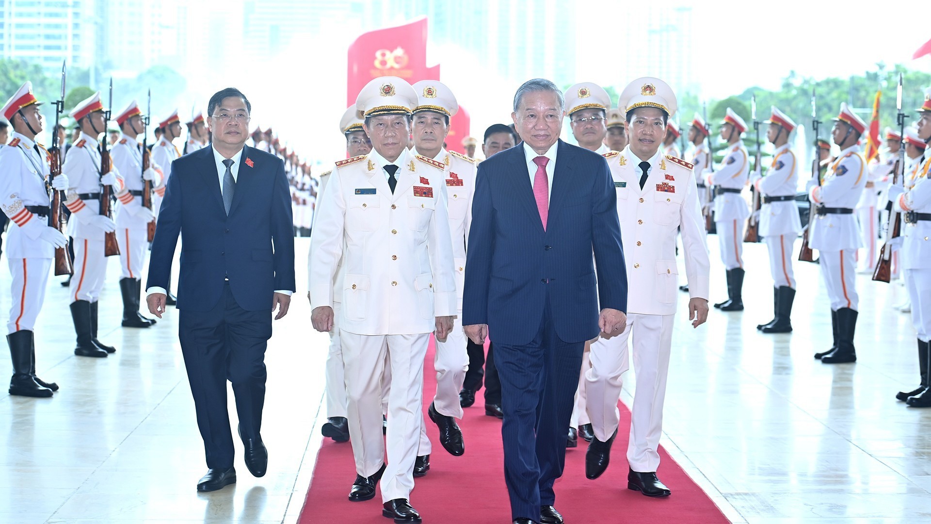 tong-bi-thu-to-lam-1755527164.jpeg