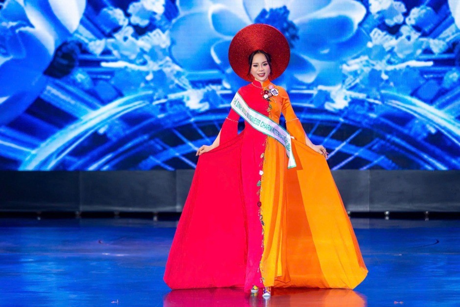 le-thi-huong-hue-2-1758938414.jpg