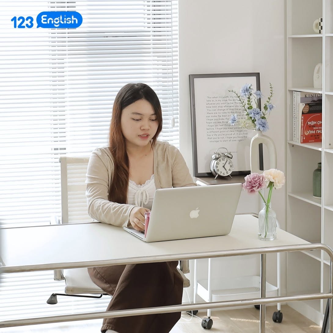 day-them-tieng-anh-truc-tuyen2-1790932142.jpg