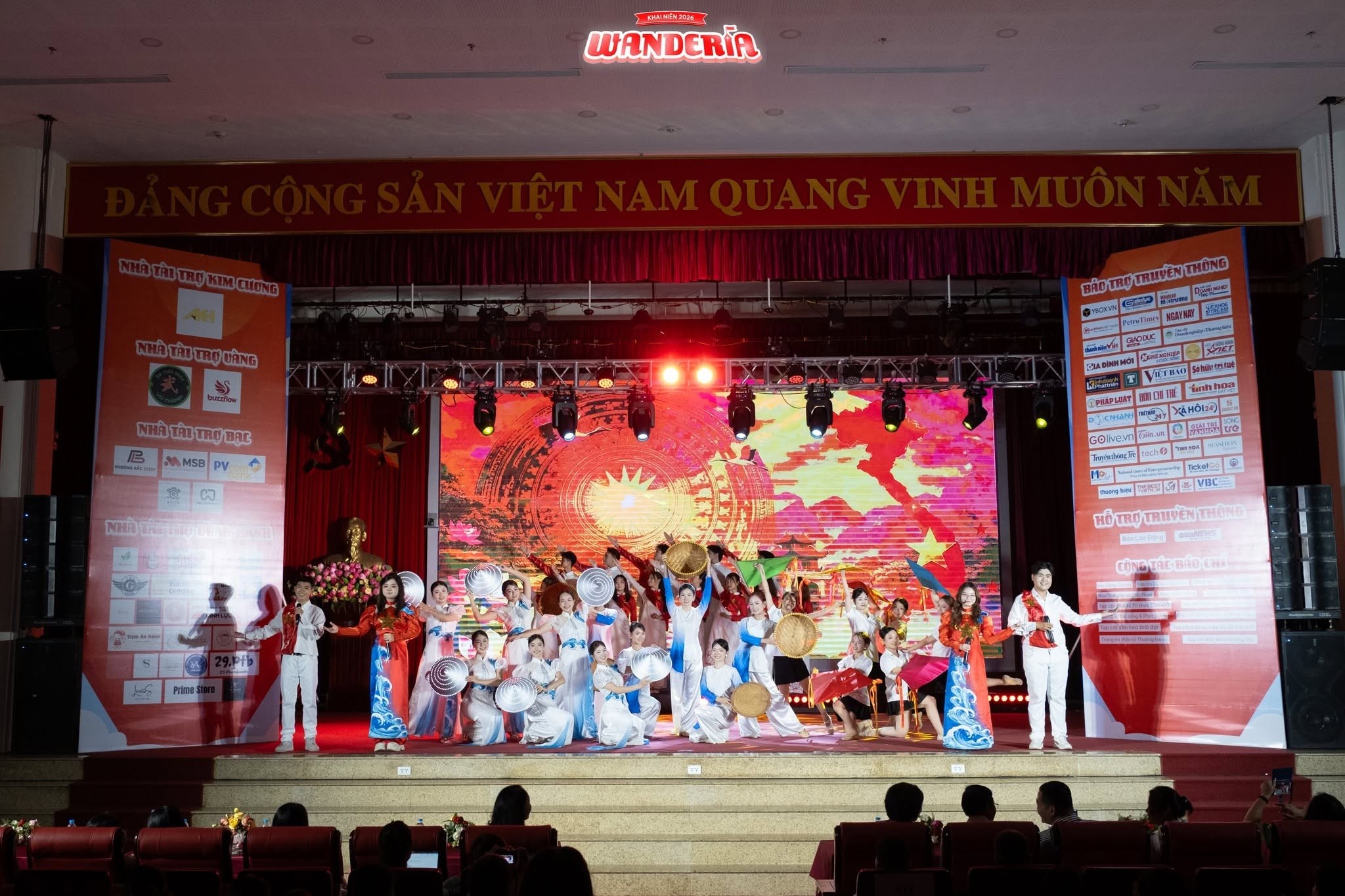 anh-2-1792637624.jpg