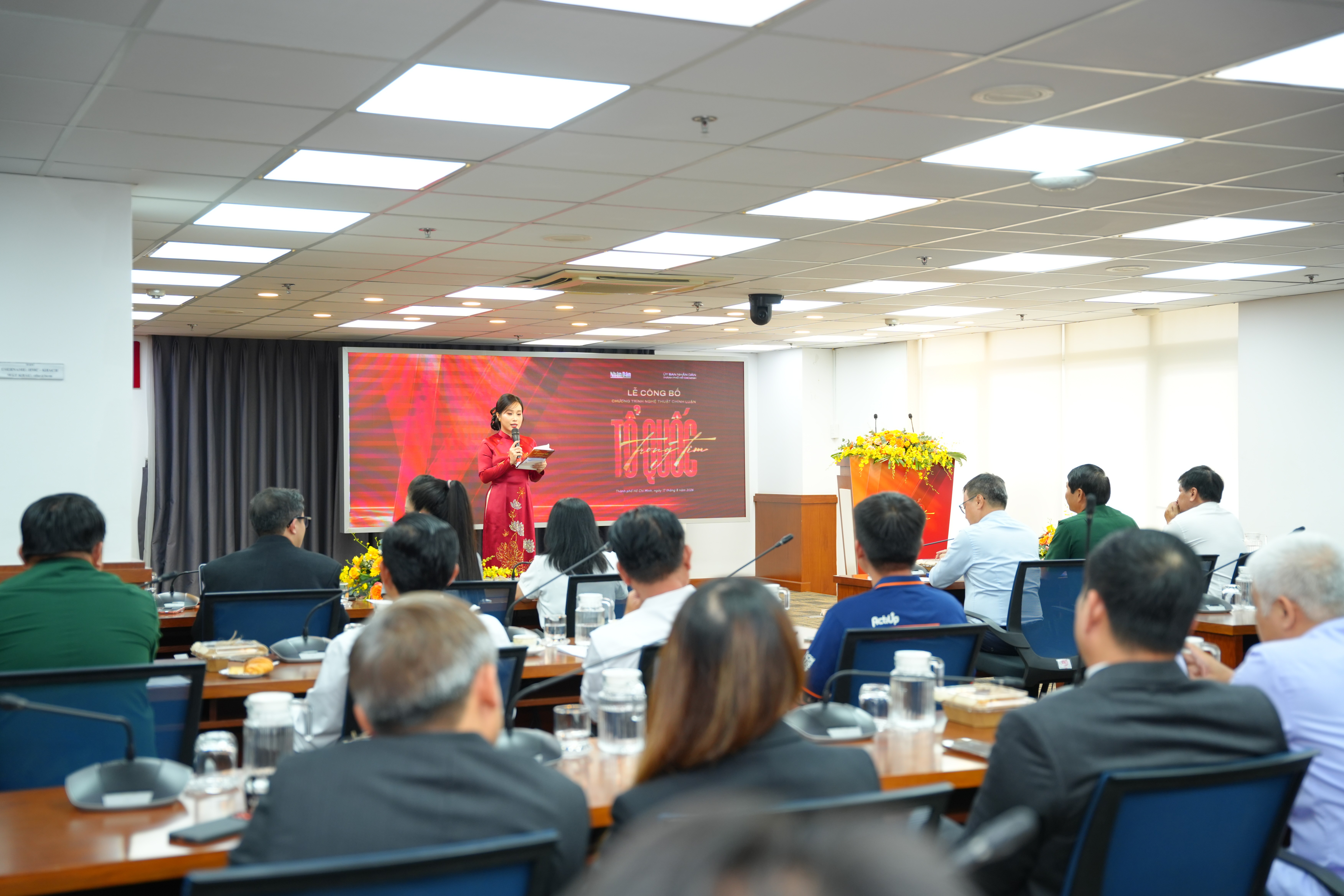 3-toan-canh-le-cong-bo-chuong-trinh-to-quoc-trong-tim-2026-tai-tp-ho-chi-minh-1787286089.JPG