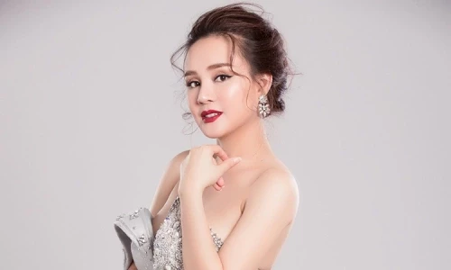 vyoanhdiencatwalk-1604049803-2554-1604049886-1748788733.webp