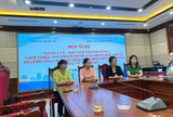 Nghệ nhân kính nghệ thuật Phúc Thọ đồng hành cùng Chương trình OCOP và Xây dựng Nông thôn mới