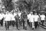 Chuyến đi qua vĩ tuyến 17: Bản lĩnh của vị tổng tư lệnh Fidel Castro giữa vùng chiến sự (Bài 9)