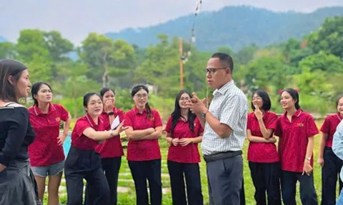 Tiến Sĩ Nguyễn Văn Y - "Tình cảm trên không gian mạng: Những rủi ro tiềm ẩn dưới góc nhìn tâm lý, xã hội và pháp lý"