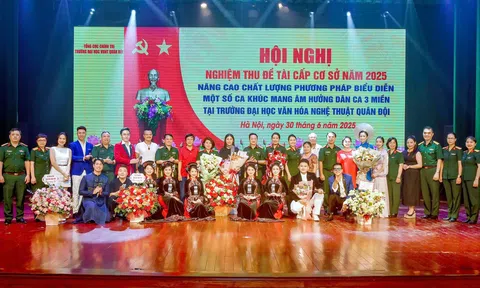 PHOTO: Những hình ảnh ấn tượng tại Hội nghị nghiệm thu đề tài "Nâng cao chất lượng phương pháp biểu diễn ca khúc mang âm hưởng dân ca ba miền tại Trường Đại học Văn hóa Nghệ thuật Quân đội"