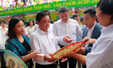 NÔNG THÔN MỚI - KHÔNG CHỈ LÀ NHỮNG CON ĐƯỜNG BÊ TÔNG