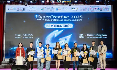 Đêm Chung kết HyperCreative 2025 qua lăng kính bộ đôi giám khảo Phạm Củ - Ngô Phương Vy