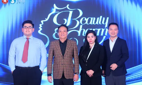 Bản lĩnh trí tuệ của sinh viên Ngoại thương trên sân khấu Duyên dáng Ngoại thương 2025