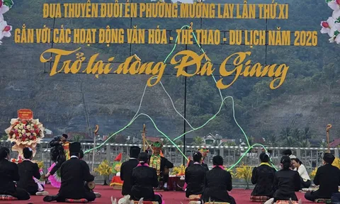 Mường Lay - Những ngày thức cùng vũ điệu đoàn kết bên dòng Đà Giang