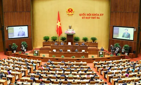 NÂNG CAO HIỆU QUẢ BẢO VỆ NỀN TẢNG TƯ TƯỞNG  CỦA ĐẢNG, ĐẤU TRANH PHẢN BÁC CÁC QUAN ĐIỂM SAI TRÁI,  THÙ ĐỊCH TRONG BỐI CẢNH SẮP XẾP, TINH GỌN TỔ CHỨC BỘ MÁY  VÀ XÂY DỰNG CHÍNH QUYỀN ĐỊA PHƯƠNG HAI CẤP