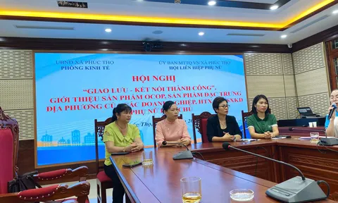 Nghệ nhân kính nghệ thuật Phúc Thọ đồng hành cùng Chương trình OCOP và Xây dựng Nông thôn mới