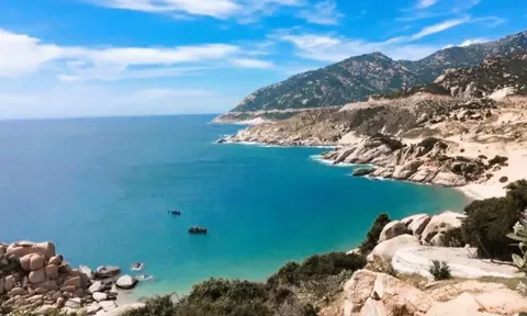 Hành Trình Khám Phá Miền Duyên Hải Nam Trung Bộ: Từ Thành Phố Cam Ranh Đến Vẻ Đẹp Hoang Sơ Của Ninh Thuận