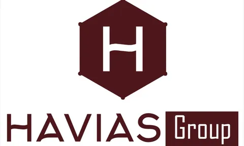 Tinh hoa thời trang tối giản: Khi CARINAMY và HAVIAS Group định nghĩa lại giá trị thực
