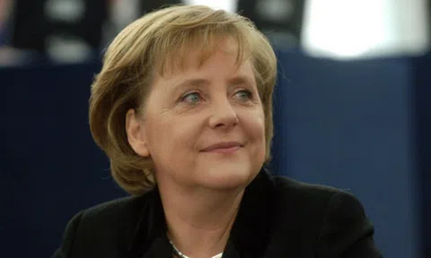 Hé lộ thời điểm hồi ký của cựu Thủ tướng Đức Angela Merkel “lên kệ”