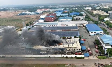 Đồng Nai: Làm rõ nguyên nhân cháy lớn tại nhà xưởng Công ty TNHH Xin Rong, Khu công nghiệp Sông Mây