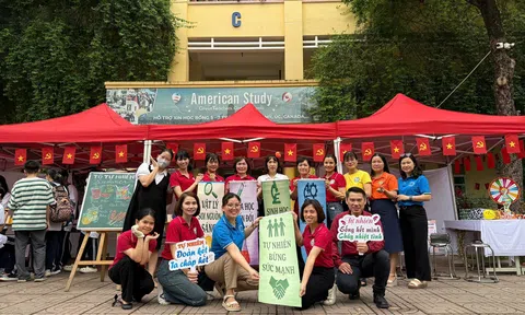 Cầu Giấy - Hà Nội: Trường THPT Yên Hoà tổ chức "Ngày hội trải nghiệm sáng tạo, khám phá tri thức"