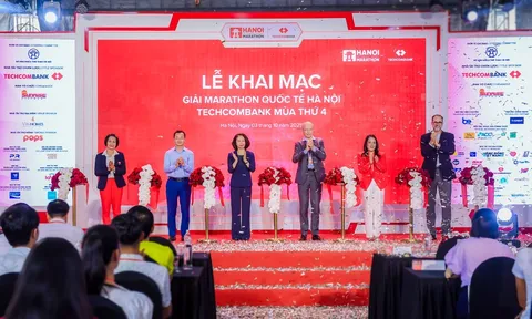 Khai mạc Giải Marathon Quốc tế Hà Nội Techcombank Mùa thứ 4: Giải chạy biểu trưng của Thủ đô, kết nối cộng đồng, tôn vinh giá trị di sản - văn hoá
