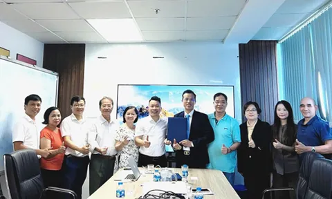 Học bổng toàn phần 100%: Học hệ cao đẳng + việc làm tại các doanh nghiệp FDI toàn quốc (Quỹ học bổng: Ươm mầm tri thức)