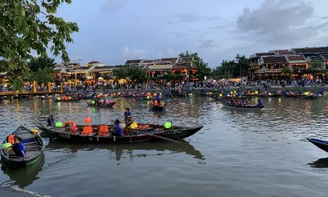 Dữ liệu từ Traveloka cho thấy nhu cầu du lịch dịp Quốc khánh tăng mạnh đối với Hà Nội, TP. Hồ Chí Minh và các điểm đến văn hóa ven biển của Việt Nam