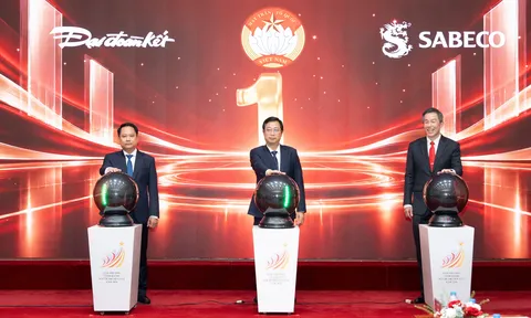 Ủy ban Trung ương Mặt trận Tổ quốc Việt Nam và SABECO công bố giải thưởng 'Vinh danh người truyền lửa' năm 2026, tôn vinh những cá nhân góp phần vào sự phát triển chung của đất nước