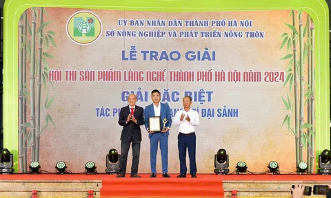 Nghệ nhân Bùi Bạch Đằng giành Giải Đặc biệt tại Hội thi sản phẩm làng nghề Hà Nội 2024