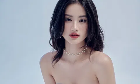 Huỳnh Trần Ý Nhi: Từ Hoa hậu Việt Nam đến hành trình chinh phục Miss World 2025