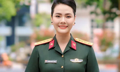 Lương Nguyệt Anh: Nữ giảng viên quân đội giữ lửa dòng nhạc dân gian