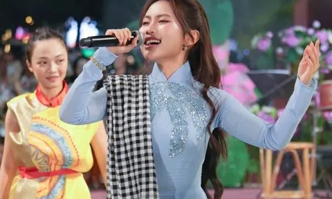 Phương Mỹ Chi và bản lĩnh đối mặt sóng gió tại Sing! Asia
