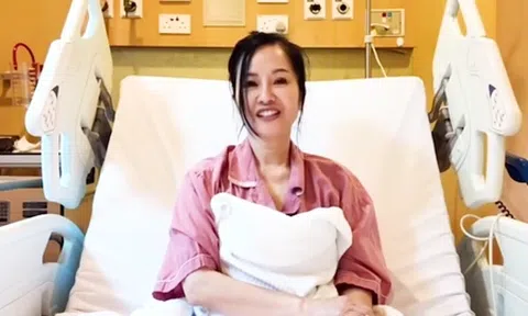 Ca sĩ Hồng Nhung: “Thông báo mình bị ung thư là một quyết định tàn bạo”