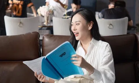 Phương Oanh: Hạnh phúc làm mẹ và sẵn sàng trở lại với nghệ thuật