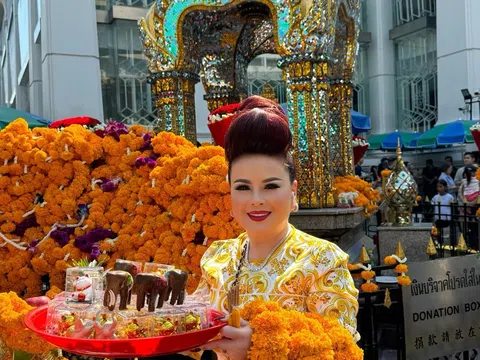 Ngô Thúy Uyên – “Uyên CD”: Hành trình hướng thiện và tu tập phật pháp