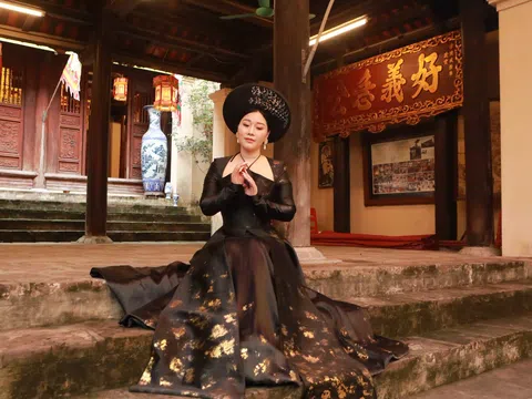 NSƯT Hương Giang: “Muốn hát dân ca hay, nghệ sĩ phải thấu hiểu cả văn hóa vùng miền”