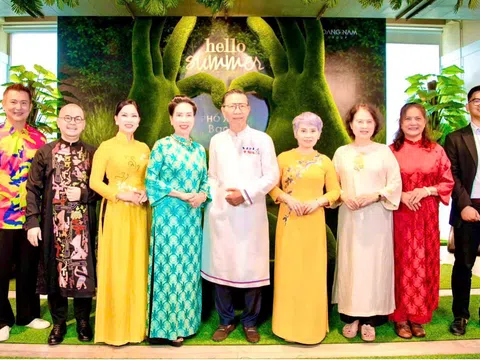 Áo dài Việt Nam: Hồn dân tộc trên vòng quay di sản