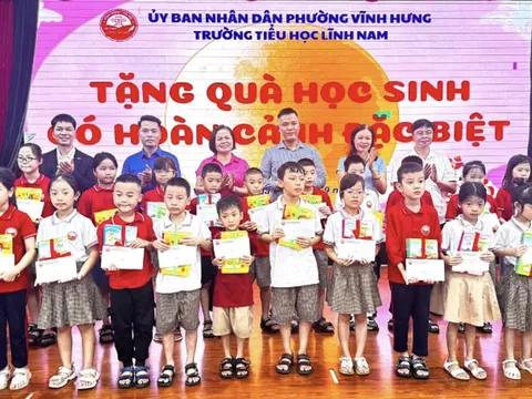 Vui Tết trung thu 2025 lan toả tiếng sáo yêu thương tại trường tiểu học Lĩnh Nam