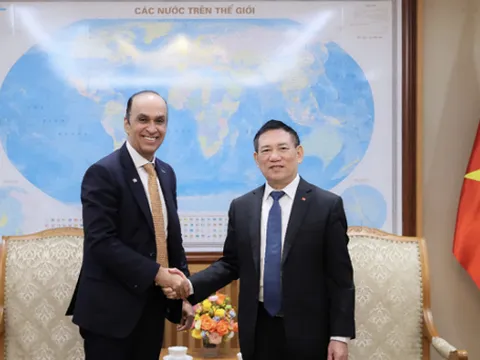 Tổng Giám Đốc Tập đoàn Prudential tái khẳng định cam kết đầu tư dài hạn, đồng hành cùng tăng trưởng bền vững của kinh tế Việt Nam