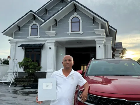 Ông Tô Quang Chung – Người đàn ông mang sự tử tế vào thị trường mua bán ô tô cũ ở cao nguyên