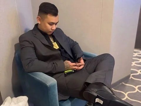 Chiêm Hoàng – Người đứng sau thành công của những thiết kế Nail tinh xảo mang dấu ấn cá nhân