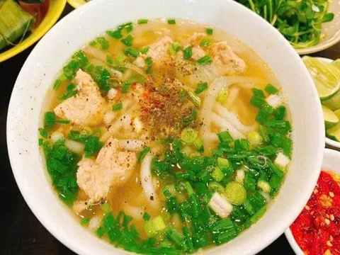 Tròn vẹn vị bánh canh bột gạo
