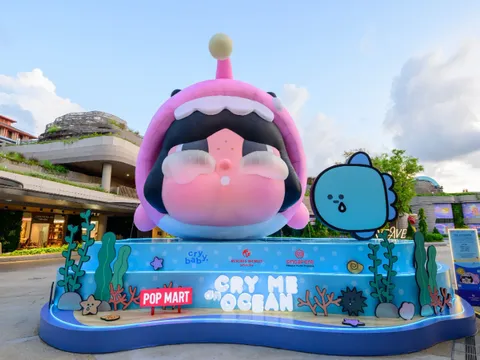 Khám phá đại dương cùng nghệ thuật đại chúng: Cơn sốt 'CRYBABY' đổ bộ Singapore Oceanarium
