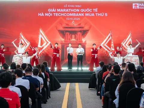 Chính thức khai mạc: Giải Marathon Quốc tế Hà Nội Techcombank mùa thứ 5