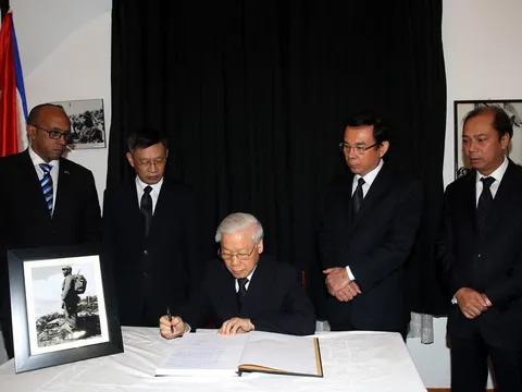 Fidel Castro: Biểu tượng của lòng trung nghĩa và nhịp cầu tri kỷ xuyên đại dương (Bài 23)
