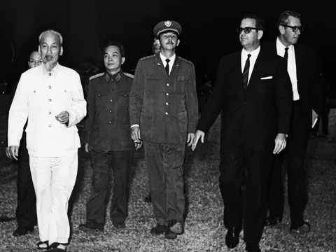Nghĩa tình Việt Nam - Cuba