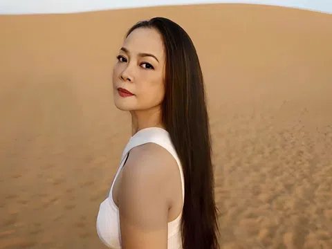 Ca sĩ Hồng Hạnh: Sau ly hôn chọn cuộc sống tự do, tự tại ở tuổi 61