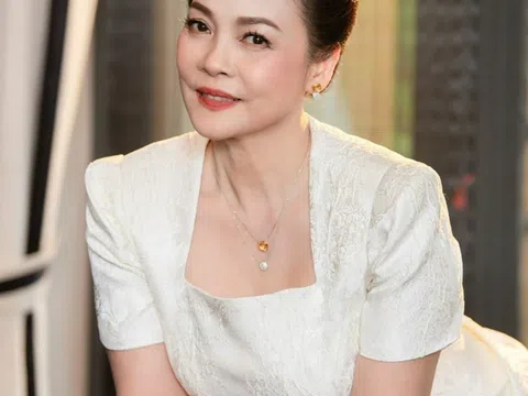 Ca sĩ Hồng Hạnh: “Tôi vui với cuộc sống độc thân, hạnh phúc bên con và âm nhạc”