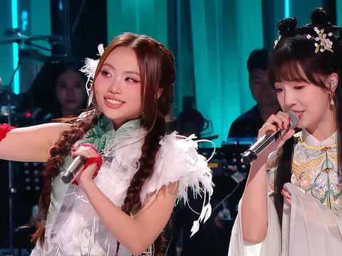 Phương Mỹ Chi mang vọng cổ lên sân khấu Sing! Asia, kết hợp với hí kịch Trung Hoa